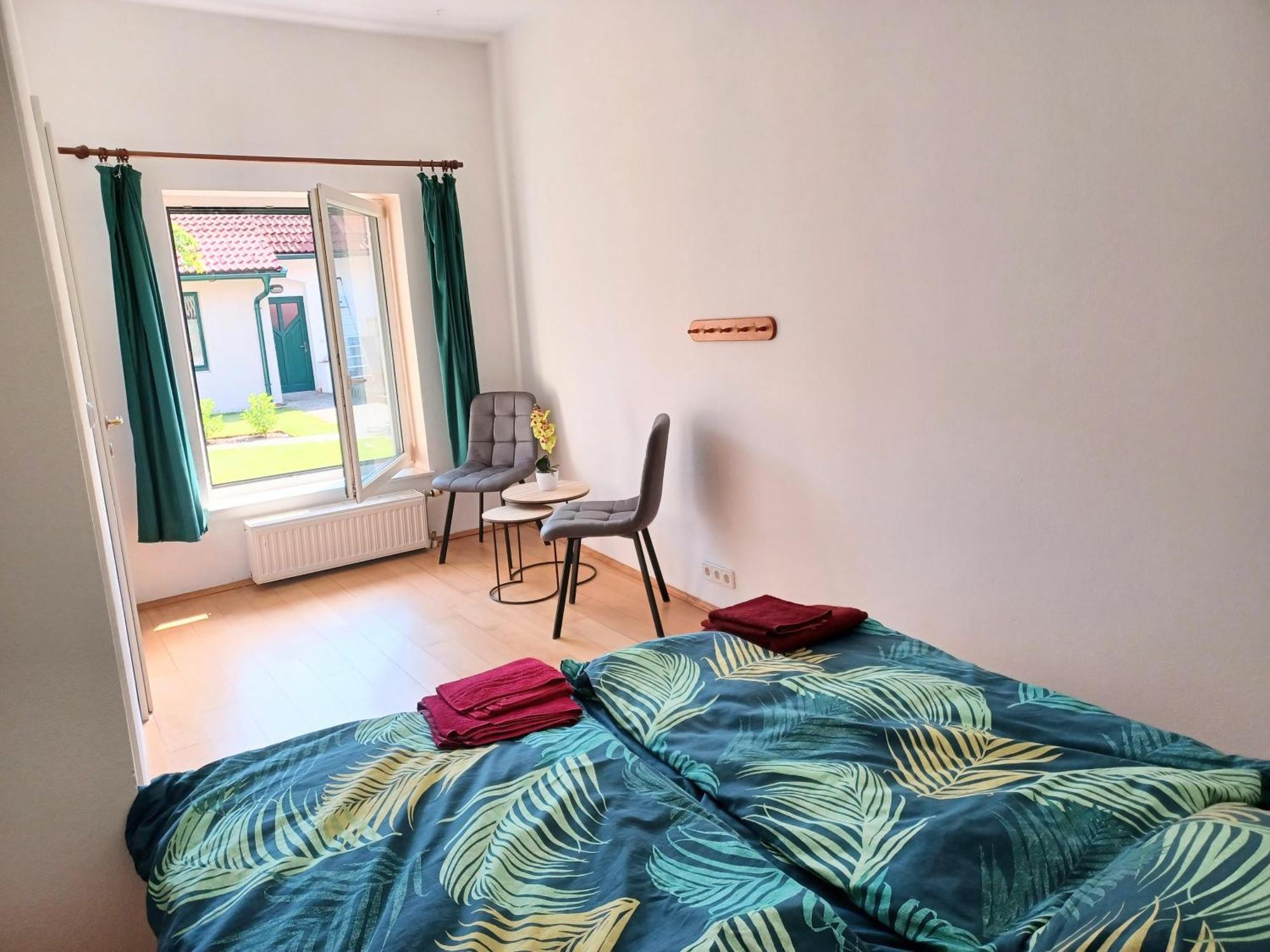 Ferienwohnungen Und Appartements Im Idyllischen Vierkanthof, Gruppenurlaube Fürstenfeld Eksteriør billede